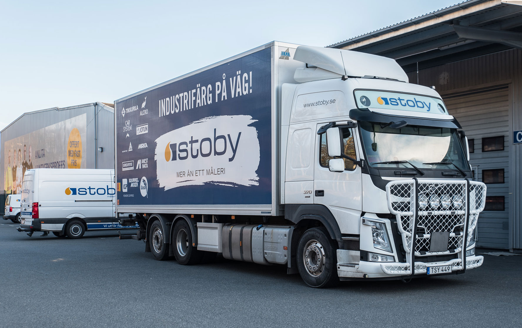 Leverans Industrifärg