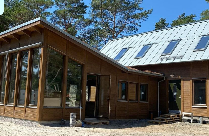 Måla utvändig panel